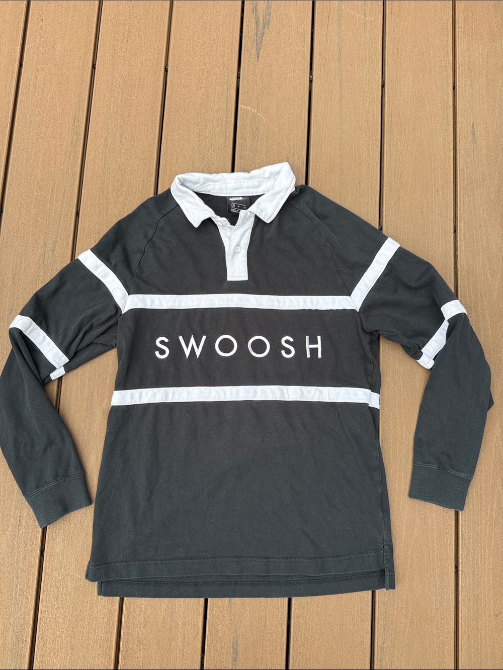 Men’s Nike Black & White Polo Rugby Swoosh Collegiate Shirt Preppy Medium Retro
